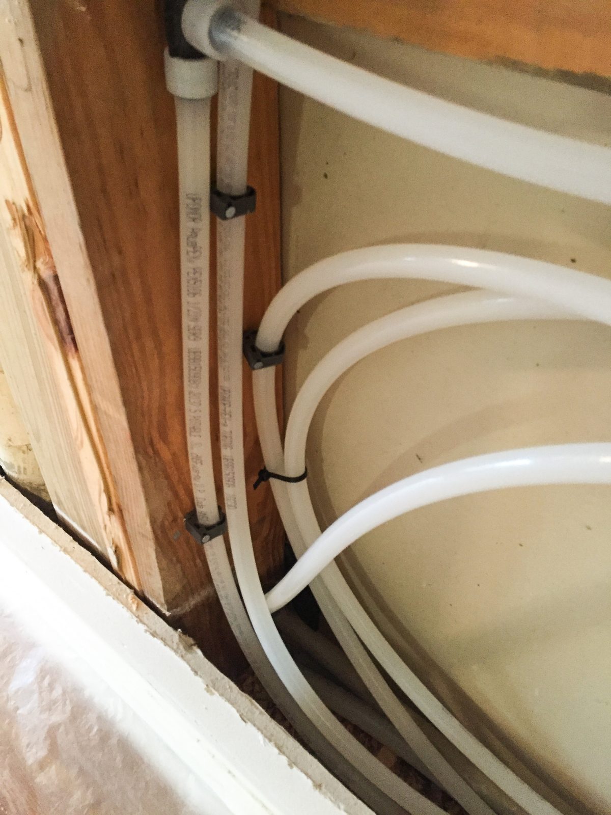 Repipe project photo - Irvine, CA home pipes before or after replacement by Repipe OC